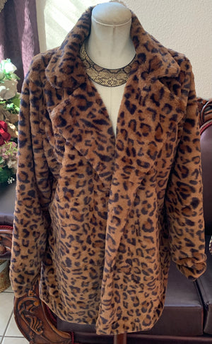 Beautiful Leopard Print Coat ( lightweight)